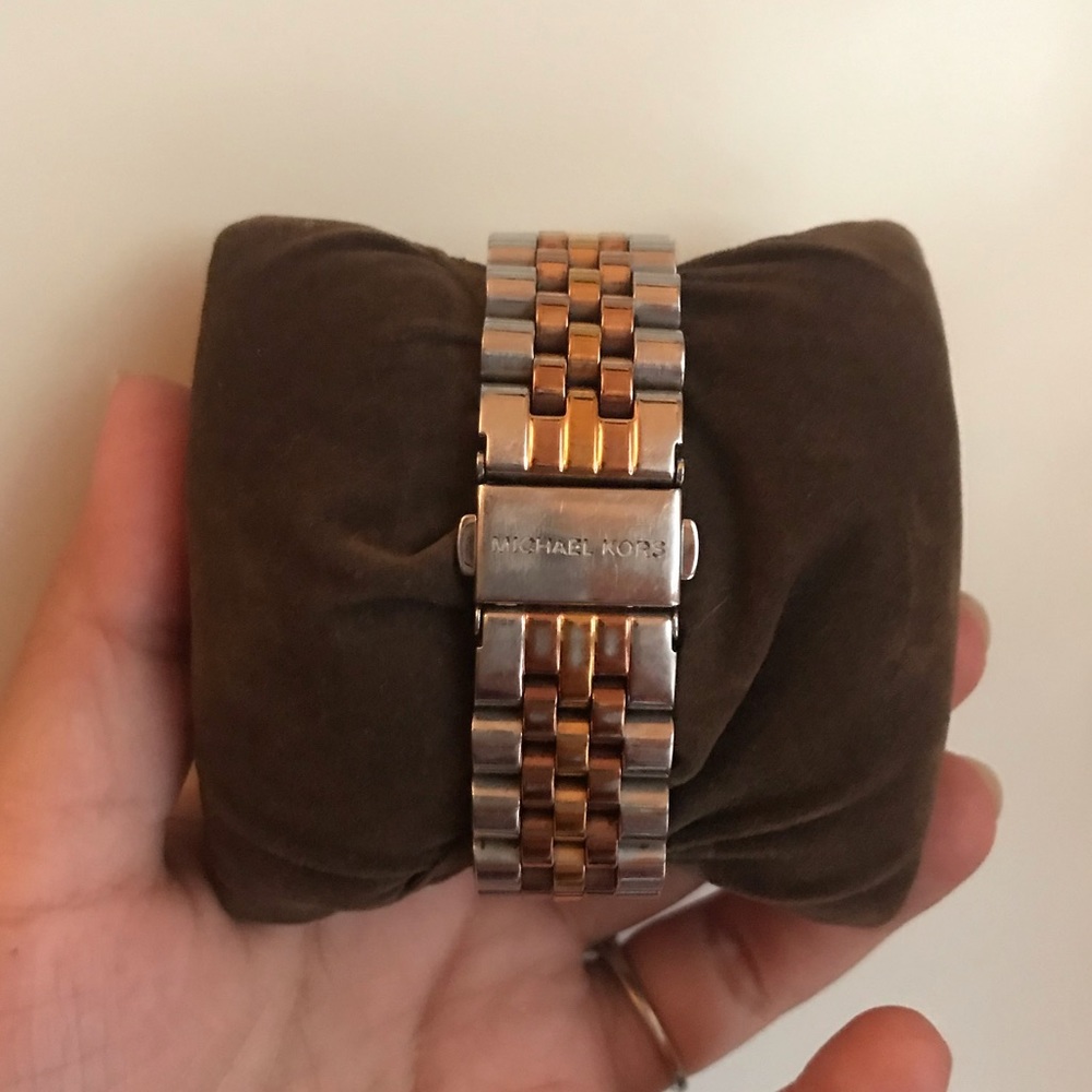 Michael Kors Watch - Picture 3 of 4